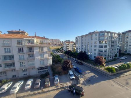 Murat Türkmen'den Etimesgut Piyade_mah. Merkezi_konumda Ön_cepheli Mantolamalı_iskanlı 5+1_dubleks