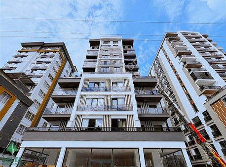 Üniversiteye 2 Dakika Kiralık Sıfır 1+1 Daire Ankastre Set Dahil