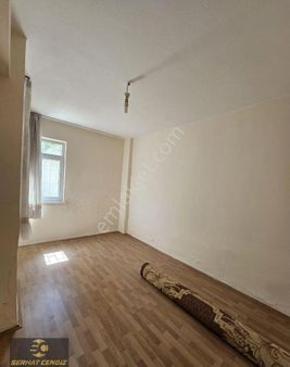 Yenimahalle Özevler'de 3+1 Satılık Daire