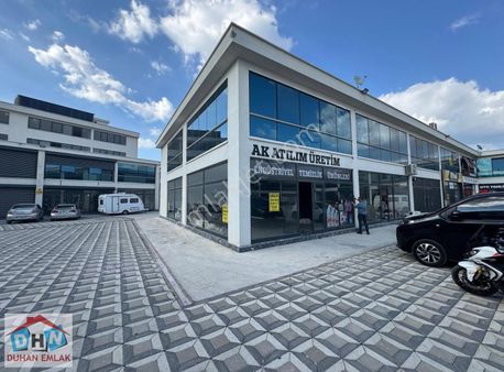 Duhan Emlaktan Ticaret Merkezinde 3 Cepheli 300m2 Satılık Dükkan