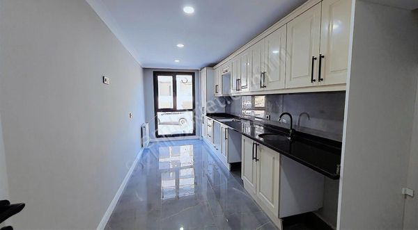 Beylikdüzü Kavaklı 3+1 Sıfır Satılık Daire