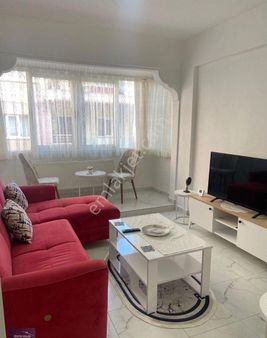 Çarşı Merkezde K.mutfak Geniş 1+1 D.gazlı Kıralık Daıre