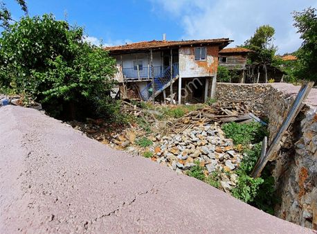 Arsa Parasına Köy Evi