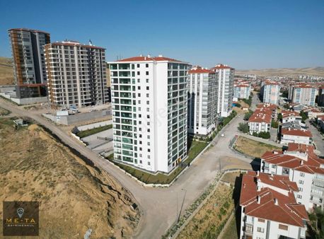 Şehitlik Mah. Kapalı Otoparklı Satılık 4+1 Fırsat Daire