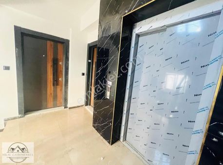 Hilal Gayrimenkul'den Katta 2+1 Ayrı Mutfaklı Satılık Daire