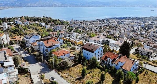 İzmit Bağçeşme Mevkiinde %30 - 3 Kat İmarlı 320 M2 Satılık Arsa