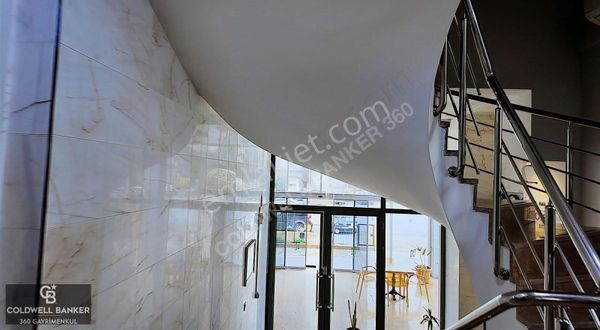 Hitay Plazada Tam Kat Deniz Mazaralı 185m² Kiralık Ofis