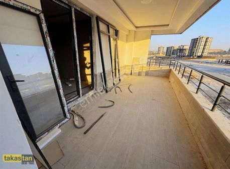 Göktürk Mah. Merkezi Konum Yerden Isıtma Sıfır Fırsat Dairesi