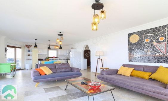 Viga Emlak-kaşta Deniz Manzaralı, Havuzlu 2+1 Daire 2 Banyolu