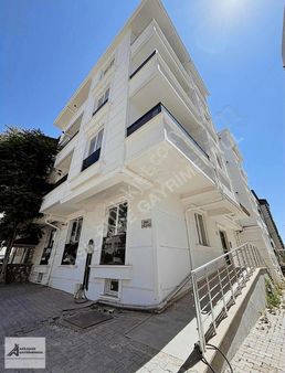 Üniversiteye Yürüme Mesafesinde Satılık Eşyalı 1+1