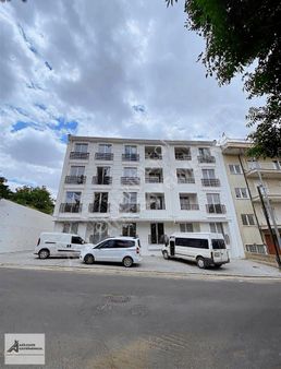 Çarşı Merkezde Yatırımlık Sıfır Eyşalı Kiracılı 1+1 Daire