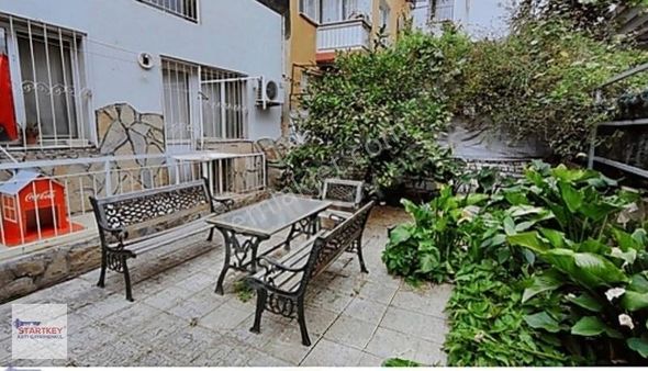 Balçova Eğitim Mahallesinde Bahçeli 3+1 Satılık Daire