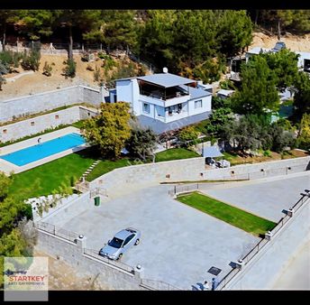 Kemalpaşa Kızılüzüm De Vadi Manzaralı Havuzlu 5+2 Lüks Villa