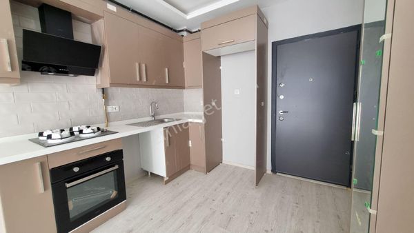 Menemen Seyrek Ara Kat Doğalgazlı 1+1 Kiralık Daire