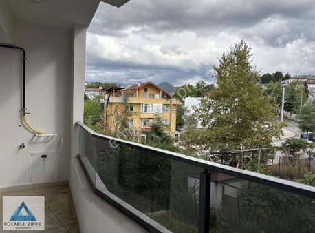 Barbaros Mahallesinde 2+1 Kiralık Arakat Daire