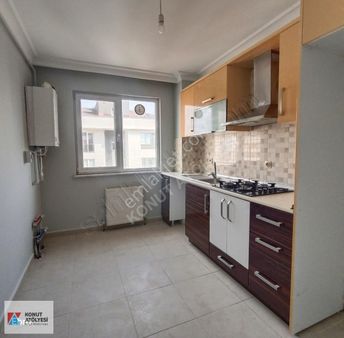 Konut Atölyesi / Optımum Lıfe 2+1 Kapalı Mutfak Oturuma Hazır