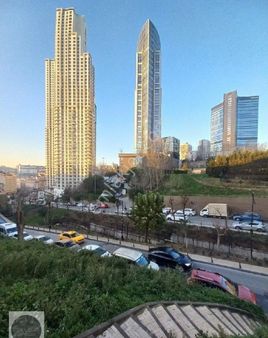 Erkutun'dan, Bomonti Rezidanslar Bölgesinde Yeni Binada Çok Şık Mimari Dekorasyonlu Satılık D.