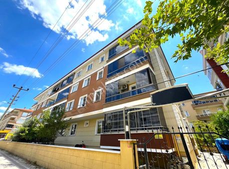 Parla'dan Altınkumda Doğalgaz Kombili Ön Cephe Yeni Binada 2+1 !