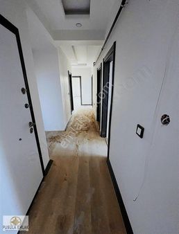 Emniyet Müd.karşısı Mutfak Dolaplı Satılık Lüks 100m2 2+1 Daire