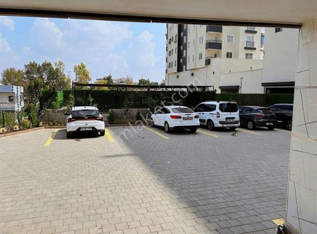 M.akif Ersoy Cadde Üzeri Az Katlı Kiralık 3+1