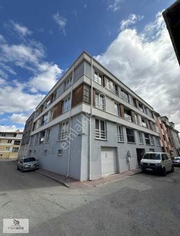 Tekgöz'den Büyükdere Mh. Satılık Bakımlı Ferah 3+1 Daire