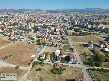 Favori'den Atatürk Mh B+2 Villalık 332 M2