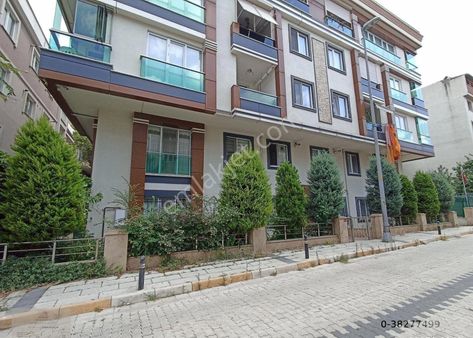 Küçükçekmece Yeni Binada Full Eşyalı Ankastreli Krediye Uygun Girişkat Daire