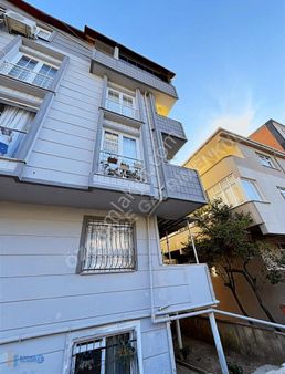 Özgürce Gyd'den Kent Meydanına Yakını 2+1 Ara Kat Daire