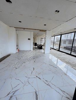 Orhangazi Cadde Üzeri İskanlı 230 M2 Satılık Dükkan