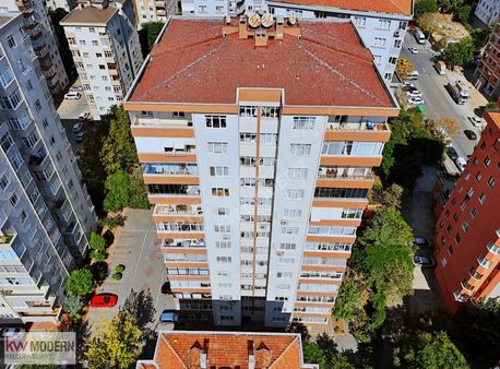 Ataşehir İçerenköy Geniş 2+1 Full Yapılı Site İçi Satılık Daire