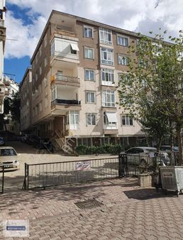 Çekmeköy Mimarsinan Akkon Sitesinde 2+1 Arakat