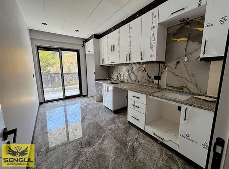 Şengül Gayrimenkul'den Gümüşçayda Satılık 3+1 Daire