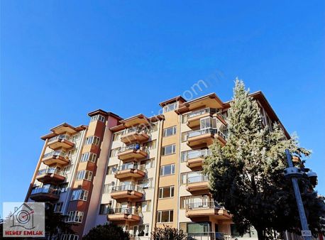 Dumlupınar Mahallesi Lüks Kiralık 170 M² 4+1 Daire