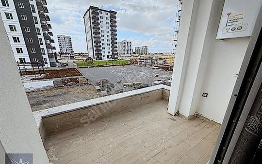 Altındağ Karşısı Havuzlu Site İçerisinde Satılık 1+1