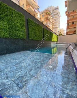 Alanya Mahmutlar Barbaros Caddesinde Full Aktivite Alanlı Sıfır 2+1 Daire!