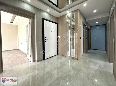 Remax Central'dan Eğriköprü Mahallesi Lüx Sıfır 3+1 Daire