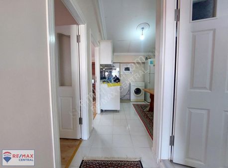Remax Central'dan Çiçekli Mahallesinde Eşyalı 1+1 Kiralık Daire