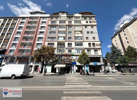 Remax Central'dan İstasyon Caddesinde En İyi Konumda 3+1 Kiralık