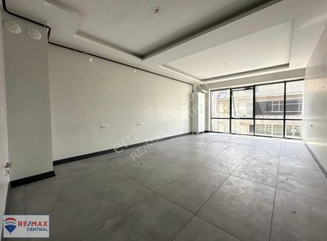 Re/max Central'dan Şehrin Kalbinde 1+0 Kiralık Lüx Ofis