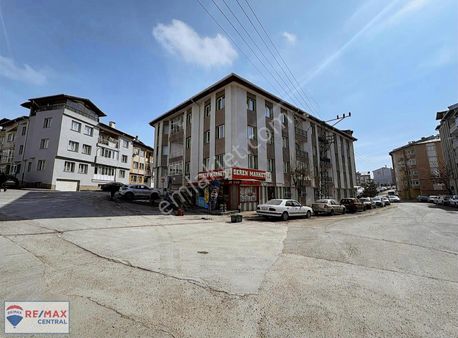 Remax Central' İyi Konumda Yatırıma Uygun İşyeri