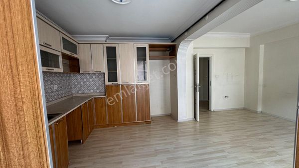 Sanatoryum Hast.karşısın Da Yenibinada 4+1 Kiralık Dublex Daire Asansörlü Ana Cadde Üzeri