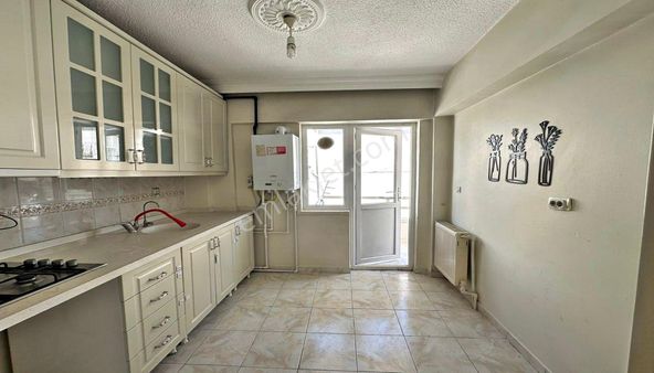 Atapark Göbek'te 3+1 Cadde Üzeri Bağımsız Ön Cephe Kredi Limitsz