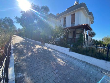 Sadece Olcaysu'dan Ayvalık'ın En Nezih Bölgesinde 3+1 Villa!!!