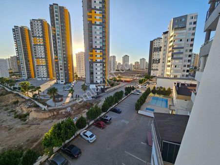 Sarıçam Çarkıpare De Cadde Üzerinde 2+1