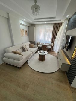 Özmecaz'dan Asmalıevler Mah. 2+1 Arakat Çift Balkonlu Asansörlü Full Eşyalı Ultra Lüks Apart