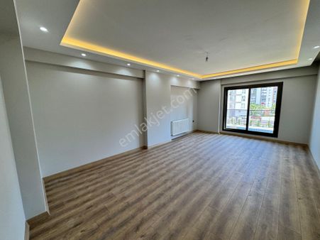 Bm"den Sayapark Civ. Sıfır Havuzlu 4+1 Giy.odalı Lüks Daire