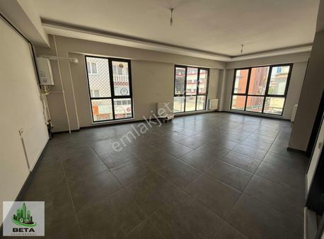 Beta Gayrimenkul'den Çarşıbaşı Mah. Kiralık 1+1 Ofis