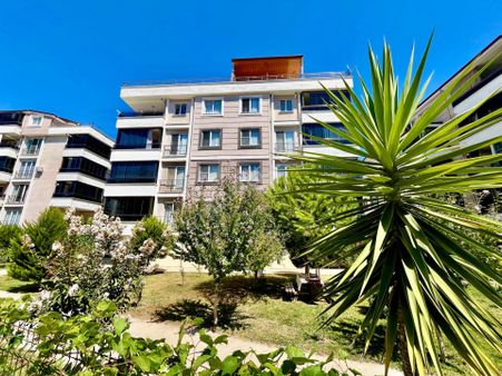 Tek Yetkili Akçay Sezgin Emlak'tan Ara Kat Lüx Tasarım 1+1 Daire