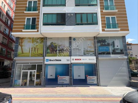 Bahabey Caddesi Üzeri İpek Taksiye 100 Mt. Mesafede 1400 M2 3 Katlı Dükkan