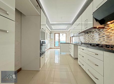 Karakuş'tan█ Protokol Yolu Yanı Kredi Limitsiz 4+1 Giyinme Odalı